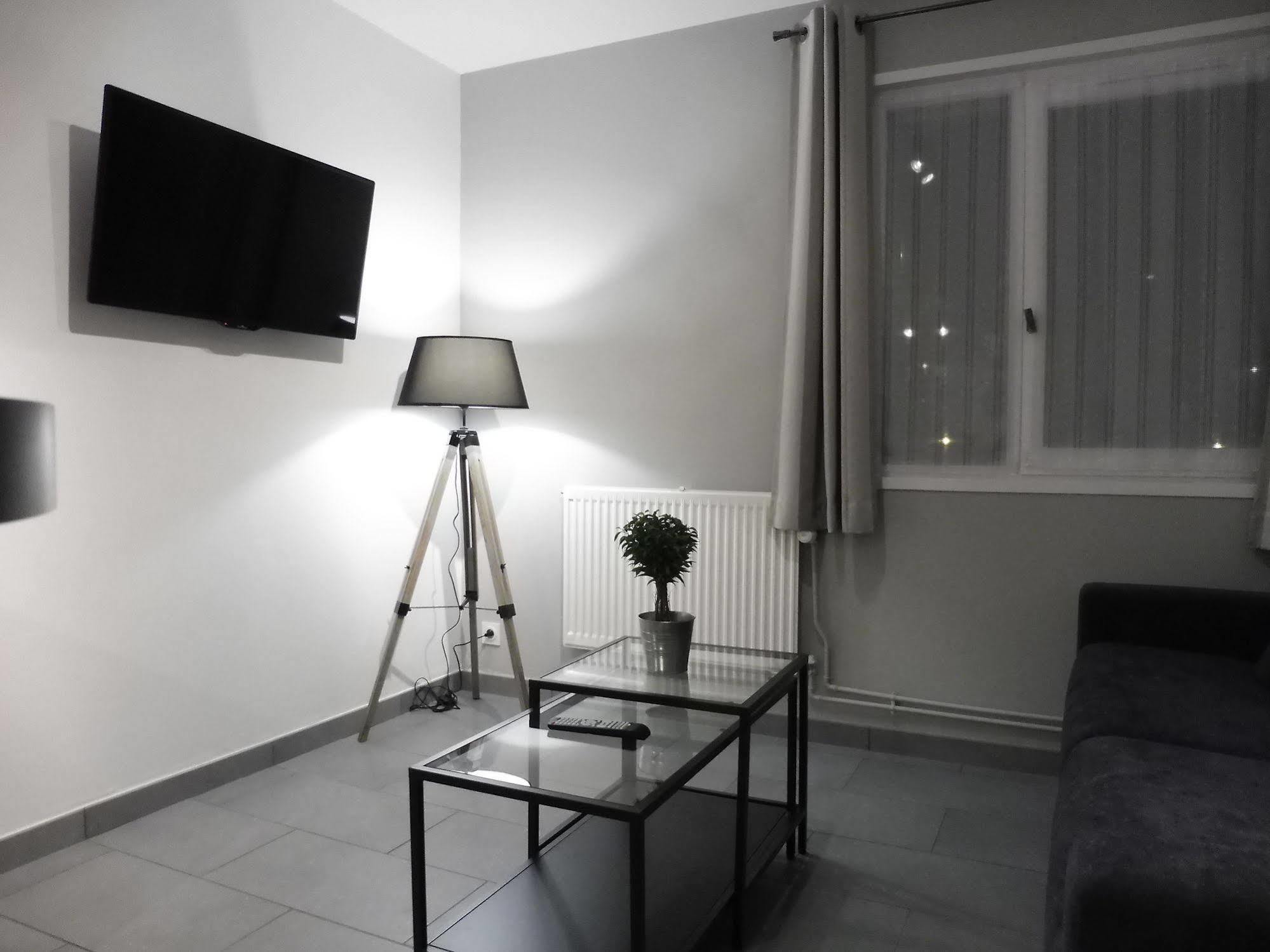 Apartament Memorial-Sleep In Normandie Caen Zewnętrze zdjęcie